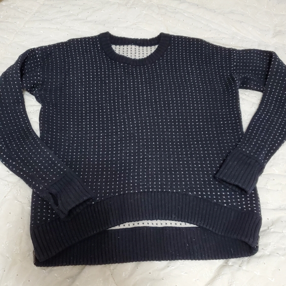 Lululemon Yogi Crew Merino Sweater - Picture 2 of 11